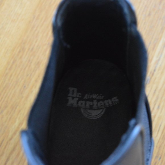 Rare Discontinued Black Platform Dr. Martens Size Womens 9 - Picture 11 of 12